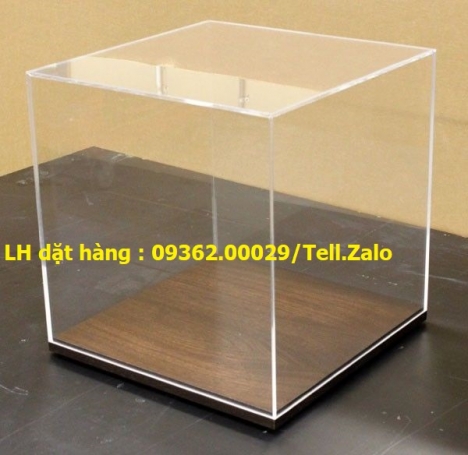 Hộp trưng bày mô hình bằng chất liệu mica sản xuất kích thước theo yêu cầu