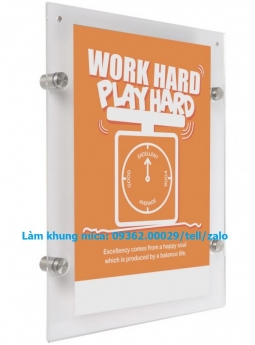 Khung poster treo tường giá tốt- Chuyên cung cấp khung tranh mica