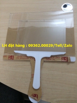 Bảng cầm tay đón khách tại sân bay- Chuyên cung cấp biển đón cầm tay giá rẻ