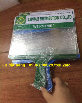 Bảng cầm tay đón khách tại sân bay- Chuyên cung cấp biển đón cầm tay giá rẻ