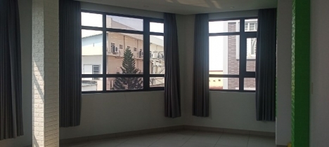 Nhà 2 mặt tiền, văn phòng kinh doanh, văn phòng làm việc thoáng mát