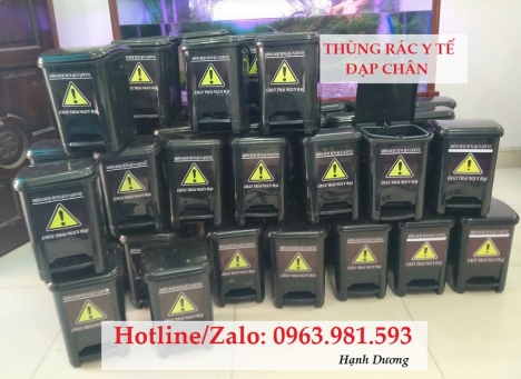 Thùng rác y tế đạp chân