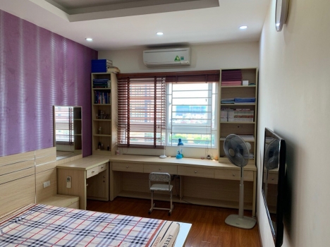 GĐ cần bán gấp căn hộ 3PN tại dự án KĐT nam cường cổ nhuế 1, 234 hoàng quốc việt