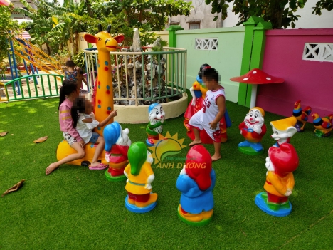 Bộ tượng vườn cổ tích trang trí