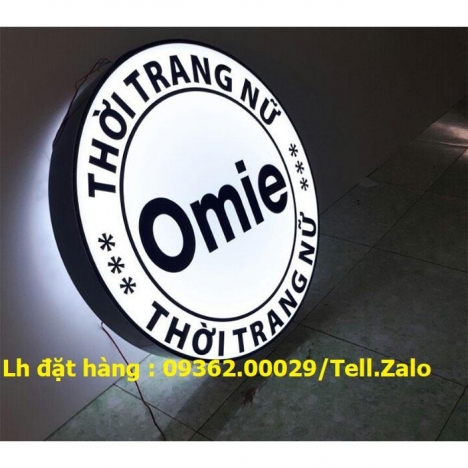 Thi công lắp đăt biển quảng cáo hộp đèn hút nổi tại Hà Nội giá rẻ tiện lợi