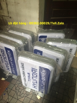Thi công lắp đăt biển quảng cáo hộp đèn hút nổi tại Hà Nội giá rẻ tiện lợi