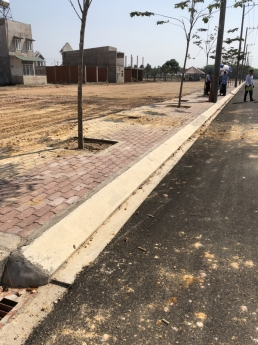 Đất nền giá rẻ ngay mặt tiền Quốc Lộ 13