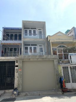 Nhà Nguyên Căn 2 Lầu Hẻm Xe Hơi 502 Huỳnh Tấn Phát, Quận 7