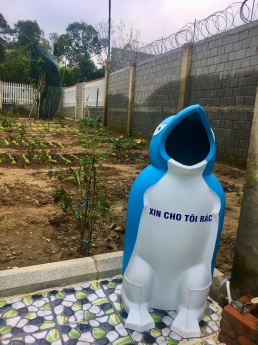 Thùng rác 120l giá rẻ, tiện dụng 0905661595