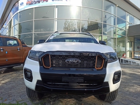 Ranger wildtrak giao ngay 2021