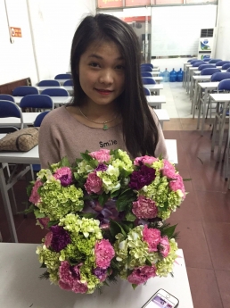 Khóa học cắm hoa tươi, cắm hoa nghệ thuật để mở quán kinh doAnh lh 0939393721