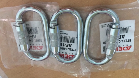 Móc liên kết thiết bị đu dây