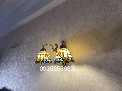 Đèn tường tiffany nàng tiên cá độc lạ