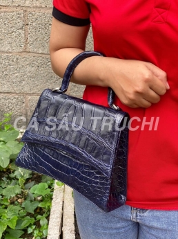 XƯỞNG SẢN XUẤT VÍ DA TRUCHI