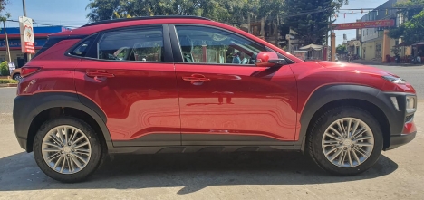 Hyundai Kona giảm giá hấp dẫn