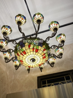 Giao lưu bộ đèn chùm tiffany 12 tay hoạ tiết hoa leo hàng Mỹ