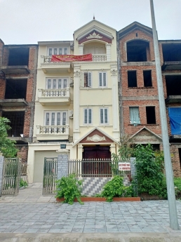 CẦN BÁN NHÀ 4 TẦNG XÂY THÔ KHU KĐT DƯƠNG KINH NEW CITY
