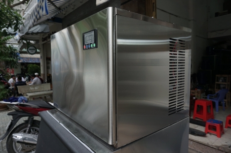 cung cấp máy làm đá viên 310kg/ 24h cho các quán nước giải khát