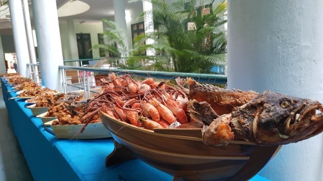 Đại tiệc bãi biển Đà Nẵng