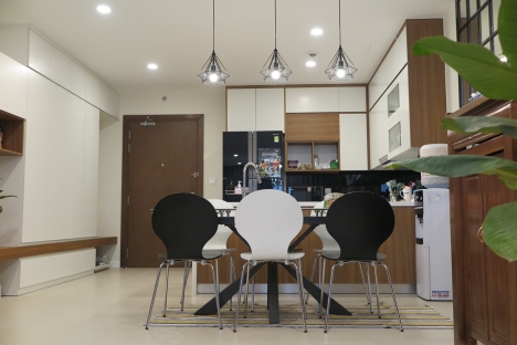  Kosmo Tây Hồ, căn hộ 02PN, diện tích 81m2, đã làm full nội thất đẹp, giá 3.2 tỷ.