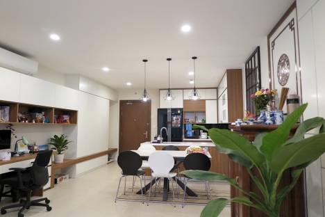  Kosmo Tây Hồ, căn hộ 02PN, diện tích 81m2, đã làm full nội thất đẹp, giá 3.2 tỷ.