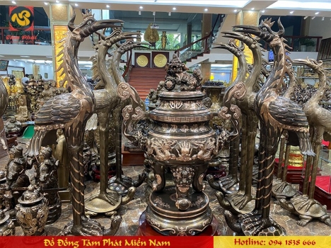 Chọn đồ đồng thờ cúng chất lượng tại Tâm Phát Miền Nam quận 5 TpHCM