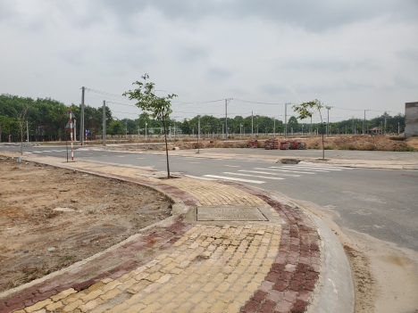 Đất cao tốc Mỹ Phước - Tân Vạn lh: 0338368718