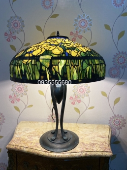 Đèn bàn tiffany hoạ tiết hoa tuylip hàng Mỹ