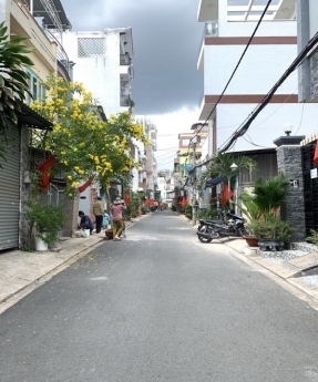 Nhà Phố 1 Lầu HXH Đường Số Lý Phục Man, P.Bình Thuận, Quận 7