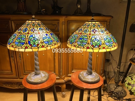 Giao lưu đôi đèn tiffany hoạ tiết cổ hàng Đức