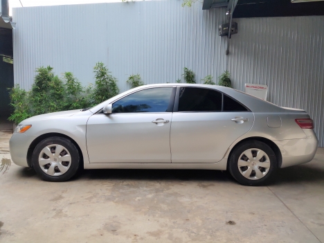 Bán xe Toyota Camry LE, đời 2007, màu Bạc, nhập khẩu Mỹ, giá 465 triệu