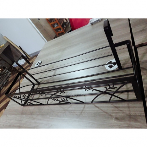 Kệ giỏ sắt treo ban công,treo chậu hoa, cây cảnh, thiết kế khung sắt hoa văn hiện đại, tiện lợi.