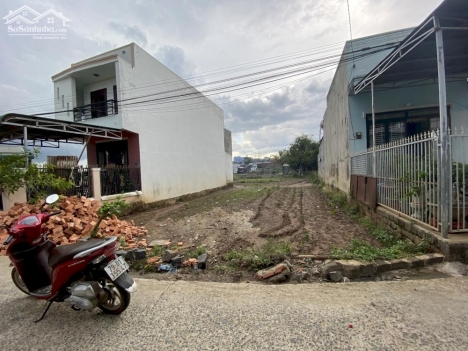 Bán 400m2 đất tại đường Lê Lợi- Liên Nghĩa- Đức Trọng giá 1,8 tỷ