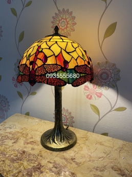 Giao lưu đèn bàn tiffany chuồn chuồn đỏ hàng pháp