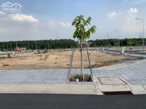 Bán đất phía sau Bệnh viện ĐK Tân Uyên từ 1ty3 75m2 thổ cư 100% 0974 618124