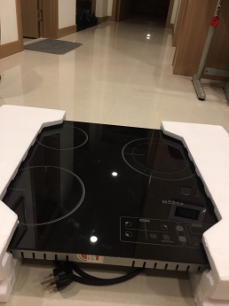 Bếp hồng ngoại 03 mâm nhiệt