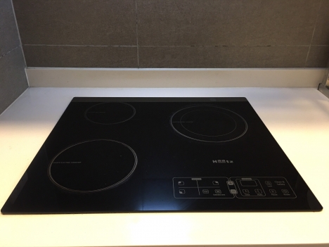 Bếp hồng ngoại 03 mâm nhiệt