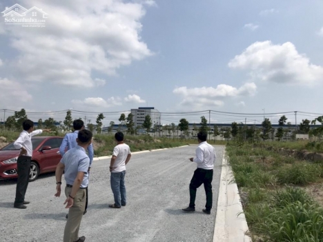Nhà phố đất nền