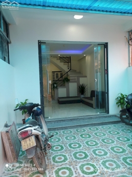 Nhà đẹp giá rẻ ngõ Cù Chính Lan, gần chợ, gần trường.