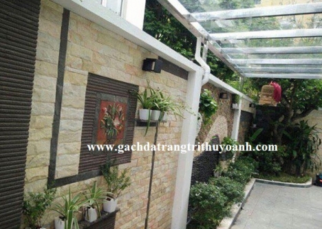 Đá tự nhiên trang trí tiểu cảnh sân vườn