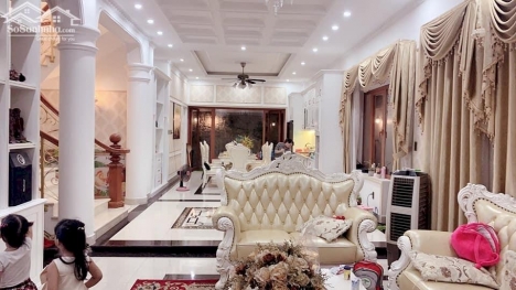 Bán Đất 210m2 Tặng luôn Biệt Thự, Nội Thất Cao Cấp