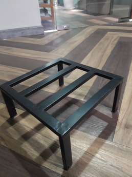 Ghế sắt đôn kê chân chậu cây cảnh, sắt hộp chắc chắn, sơn tĩnh điện bền màu, vừa túi tiền, decor nhà