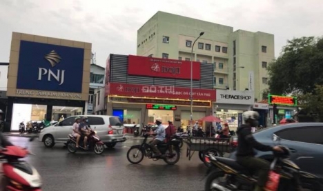 Cho thuê nhà MT Nguyễn Thái Sơn, P.4, GV, DT : 4*18, 4 tầng, giá chỉ 35tr