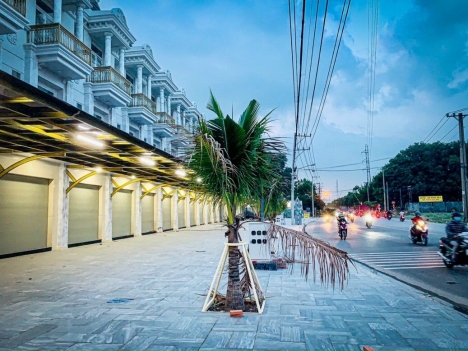 Săn ngay nhà phố đẳng cấp bậc nhất ngay trung tâm TP.Dĩ An,có sổ sẵn giá rẻ