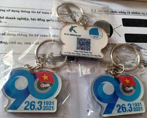 Móc khóa mica in quảng cáo giá rẻ