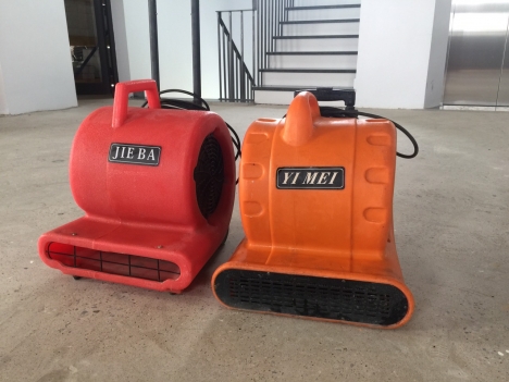 Máy thổi 3 tốc độ, 1500K/chiếc.