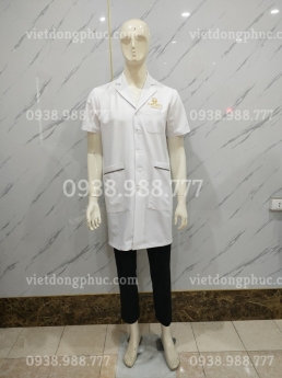Địa chỉ may quần áo bác sĩ chất liệu tốt và mẫu mã đẹp