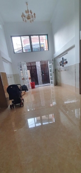 CHDV Lê Lợi, P.4, Gv, DT : 5*18, 5 tầng, gồm 16 phòng, TN : 50tr/ th- Lh : 0934446933