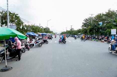 Đất SHR, ngay KDC, chỉ 6tr/m2, đường nhựa nhà nước
