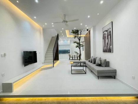 Bán nhà HXH Nguyễn Oanh, P.17, GV, DT : 4.5*15, 3 tầng, giá chỉ : 6,5 tỉ - Lh : 0934446933
